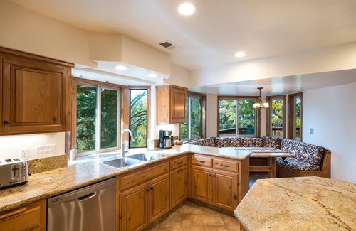 Yosemite West House | Four Seasons