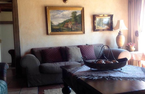 Dullstroom Cottage | Fox and Squirrel