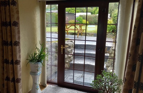 Dinas House | Fox's Lair Farmhouse for Panoramic Views