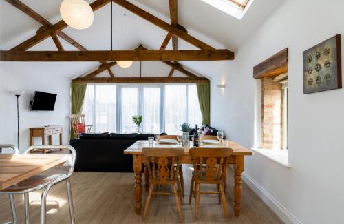 Towcester House | Foxes Den at Tove Valley Cottages