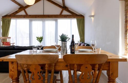 Towcester House | Foxes Den at Tove Valley Cottages