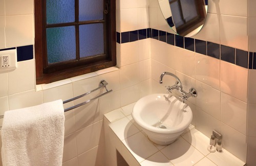 Houghton Estate Hotel | Foxwood House