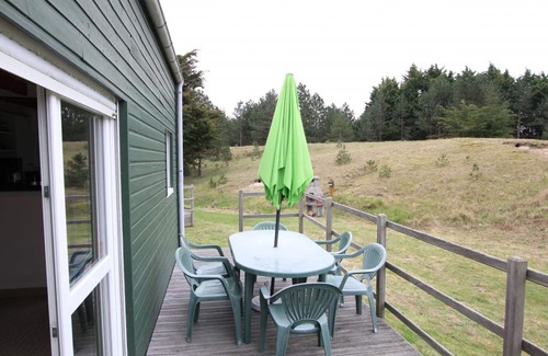 Saint-Martin de Brehal Cottage | Charming Beachside House in Bréhal with Terrace, BBQ, and Wi-Fi