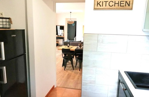 Tourlaville Cottage | Charming Seaside Cottage with Garden, Terrace, and All Amenities in Cherbourg-en-Cotentin