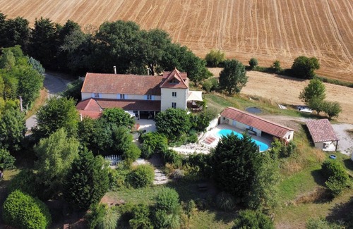 Escueillens-et-Saint-Just-de-Belengard House | Beautiful country house with lake view and pool