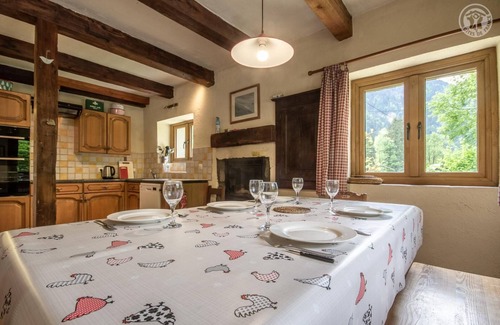 Villard-sur-Doron House | CHALET LES VERNETS - VILLARD SUR DORON LES SAISIES
