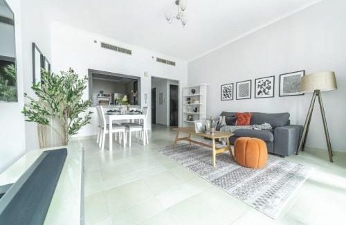 Dubai Marina Apartment | Frank Porter - Torch Tower