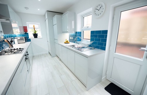 Reading House | Franklin Lodge - 4-Bed, 4-Ensuite Home