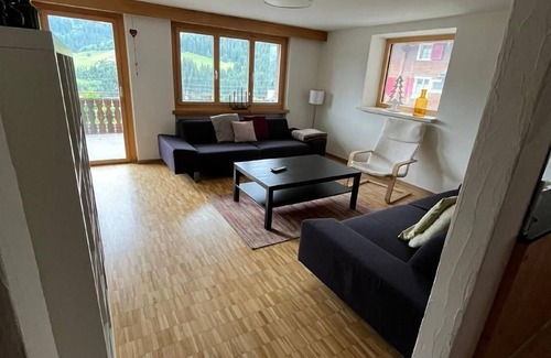 Sedrun Apartment | Fravia Apartment Sedrun