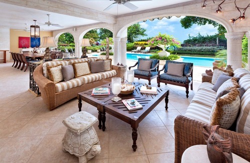 Gibbs Bay Villa | *FREE CAR* Luxury 4 Bedroom Beach Front Villa With Private Pool and Staff