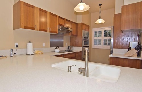 Waikoloa Condo | Free Late Check Out For Fall Bookings! Vista Waikoloa D101
