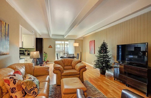 Warrior's Mark Condo | Free SkyCard Act-Remodeled, Close to Town, Gas Fireplace-Ski/Racquet Club B106