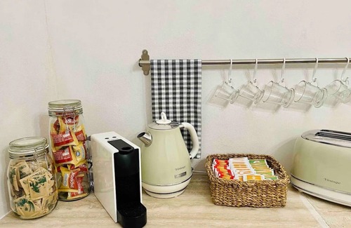 Poli Apartment | Fresh and tranquil 2 Bedroom next to Roman Castle