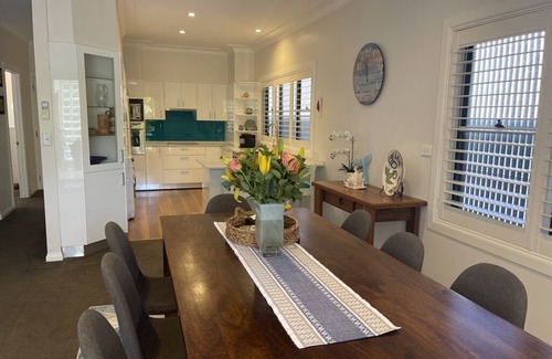 Freshwater Apartment | Freshie Hideaway - Oasis by the beach