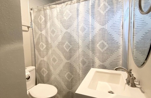 Golden Hill House | Freshly Remodeled 3bd/1ba Home in Golden Hill!!