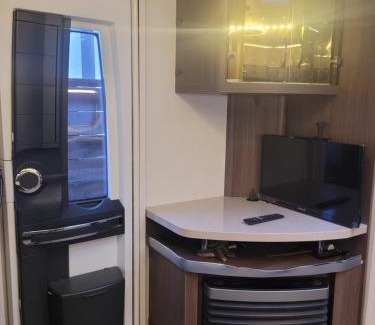 Akranes Other | Freyja Caravan