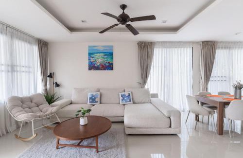 Laguna Villa | Friendly Townhouse Laguna Park