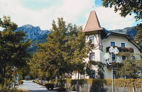 Bad Reichenhall Apartment | Friendly vacation apartment type B, 40sqm, south-facing balcony
