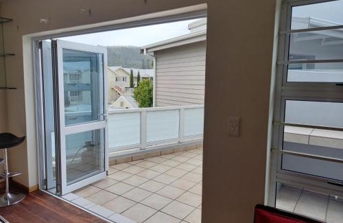 Knysna Central Apartment | Friendz Self Catering Guesthouse