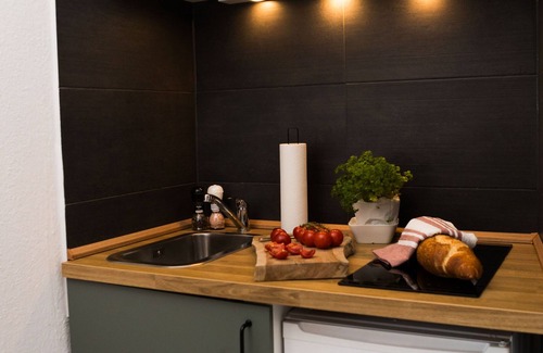 Antonsviertel Condo | Frisches Apartment 20. Stock Netflix Zentrum