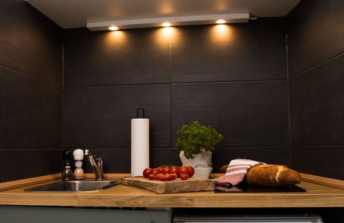 Antonsviertel Condo | Frisches Apartment 20. Stock Netflix Zentrum