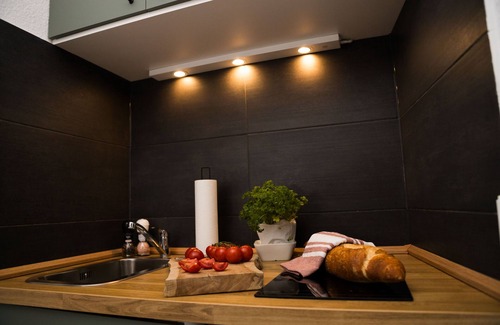 Antonsviertel Condo | Frisches Apartment 20. Stock Netflix Zentrum