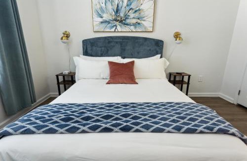 Frisco Apartment | Frisco Business Class, Modern Executive Suite