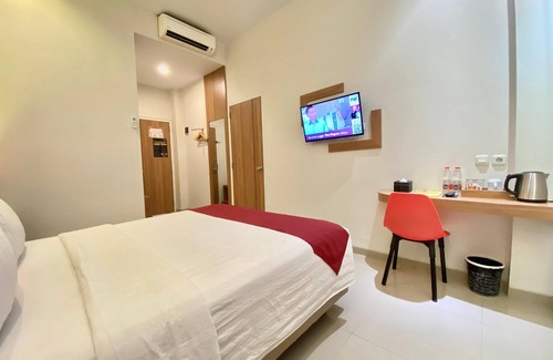 Nganjuk Hotel | Front One Hotel Nganjuk