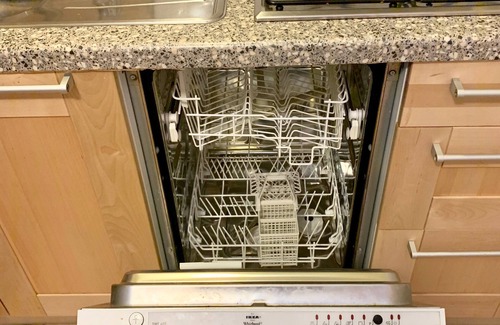 Prato Nevoso Ski Chalet | Front Ski with Private Heated Pool comfortable 5 beds over 2 floors