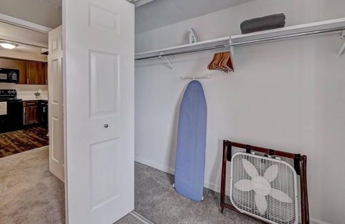 Georgetown Apartment | Frontdesk | 1 BR Near Notre Dame