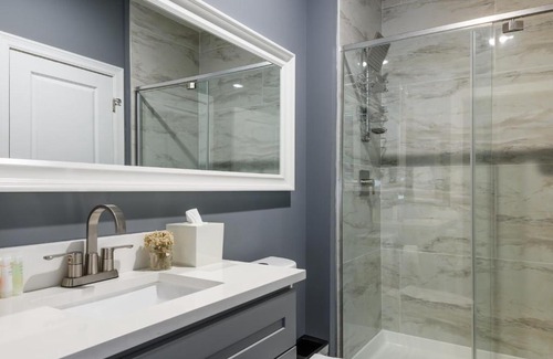 Near Southside Apartment | FRONTDESK Revamped 1 BR Apt by The Gate District