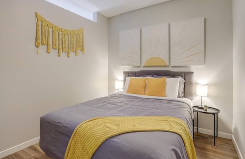 Powderhorn Apartment | Frontdesk | Studio Apt close to Boom Island Park