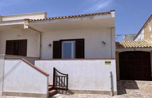 Tre Fontane Apartment | Frontemare