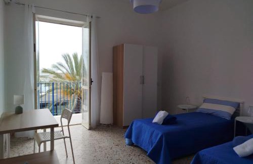 Porto Empedocle Apartment | Fronteporto