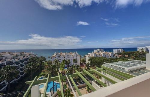 Sitio de Calahonda Apartment | Frontline Beach Penthouse in Mi Capricho