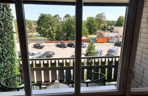 Madona Apartment | Fukša Saules dzīvoklis