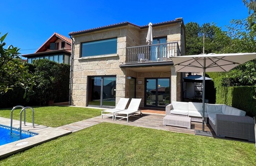 Sanxenxo House | Full house with pool 12 minutes walk from the center of Sanxenxo