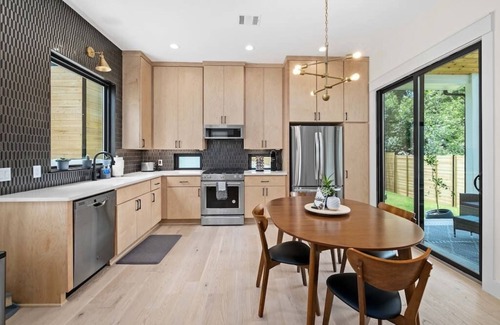 Elmhurst Heights House | Full Modern Home - Quiet Oasis Close to Downtown w/Private Yard, 1 Car Garage