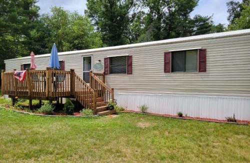 Arkdale House | Full Moon Cabin