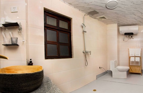 Gucheng Hotel | Full moon Inn Lijiang