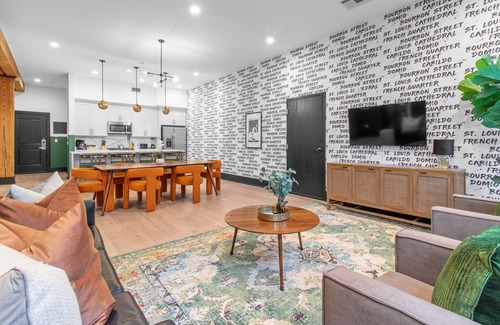 Arts/Warehouse District Hotel | Full of Character with so Many Amenities!