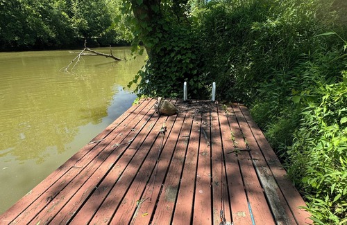 Coolville RV Rental | Fuller’s Fish Camp on Hocking River