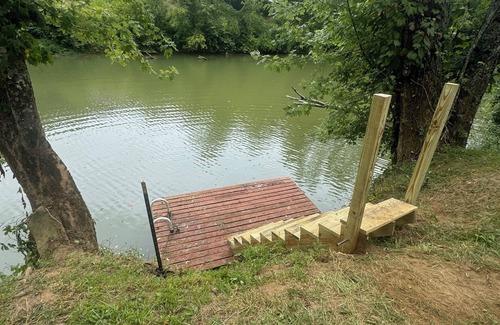 Coolville RV Rental | Fuller’s Fish Camp on Hocking River