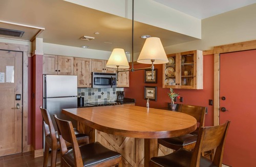 Victor Cabin | Fully appointed suite within Teton Springs Lodge includes Resort Amenities