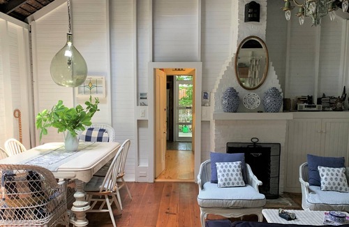 Ocean Beach Cottage | Fully Booked for Summer 2023 - Charming Cottage, Perfect Location!