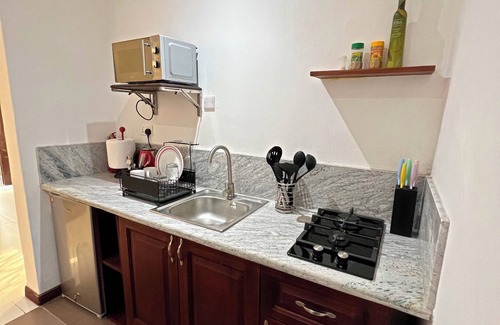 Adenta Apartment | Fully equipped studio with WiFi, AC and 24/7 power supply in Adenta