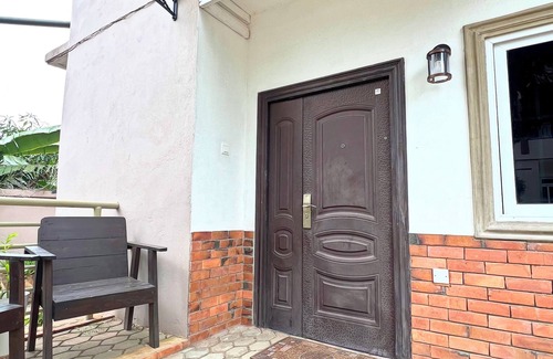 Adenta Apartment | Fully equipped studio with WiFi, AC and 24/7 power supply in Adenta