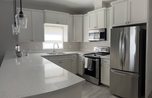 Brownsville Apartment | Fully Equipped:2BR/2BA,Office,Laundry,Full kitchen,Near, SPI,Space X and more.