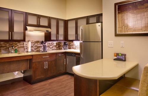 Cheyenne Condo | Fully-Equipped and Charming Suite | FREE Breakfast + Wi-Fi
