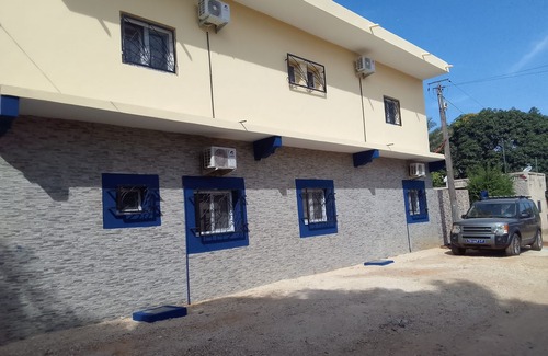Nianing Apartment | Fully equipped ground floor villa 400 metres from the beach